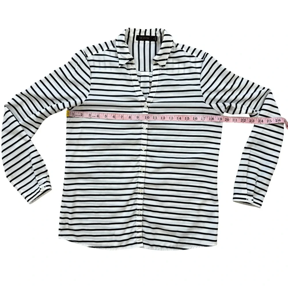 The Limited Womens Size S Striped V-Neck Button Front Blouse Size S LongSlv - Picture 6 of 8